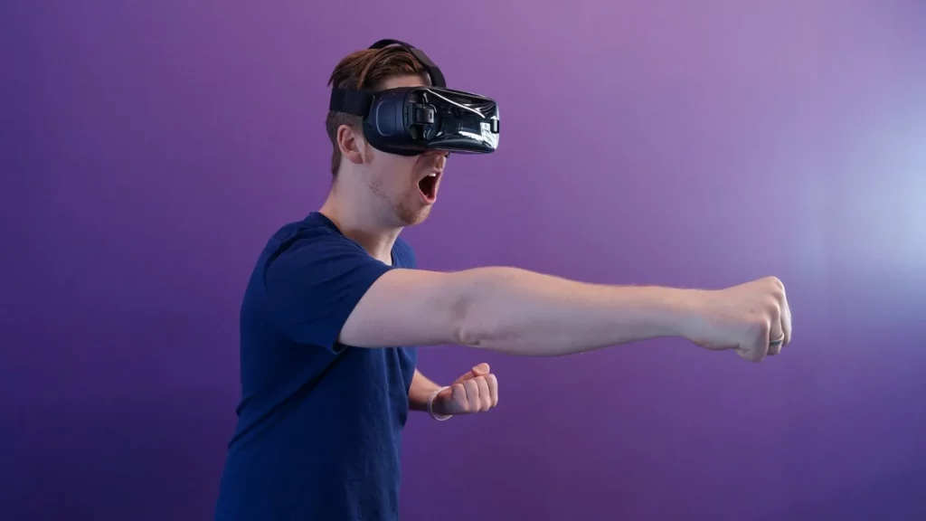 Смотреть фильмы офлайн на Oculus Quest 2